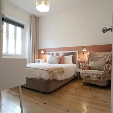 Giraffe House * リスボン